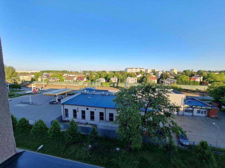 Ursa - Wygodny Apartament I Bezplatny Parking Na Miejscu Apartamento Varsovia Exterior foto